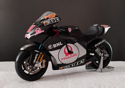 Minichamps ducati - 1/12,