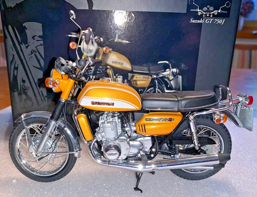 Minichamps suzuki 750 oro - suzuki,