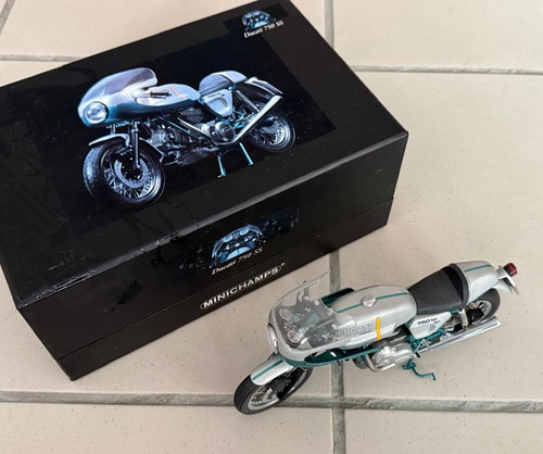 Minichamps ducati 750ss - minichamps, 1/12