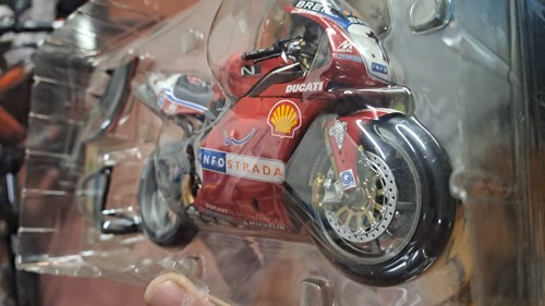 Minichamps ducati 998 - r, troy