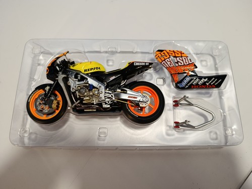 Minichamps rossi honda - minichamps,