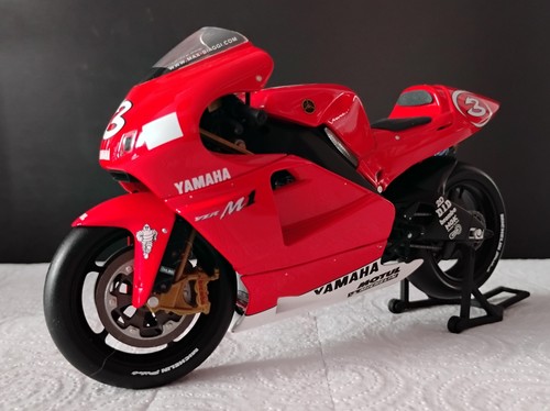 Minichamps yamaha yzr m1 - 1/12,
