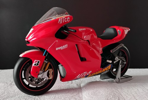 Minichamps ducati - minichamps,