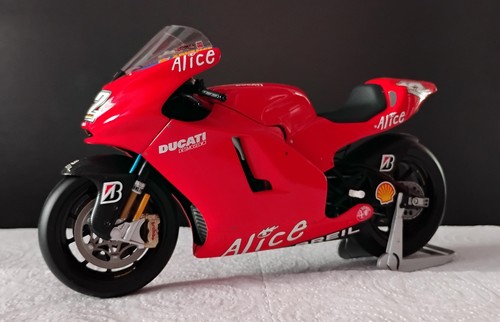 Minichamps ducati desmo - 1/12,